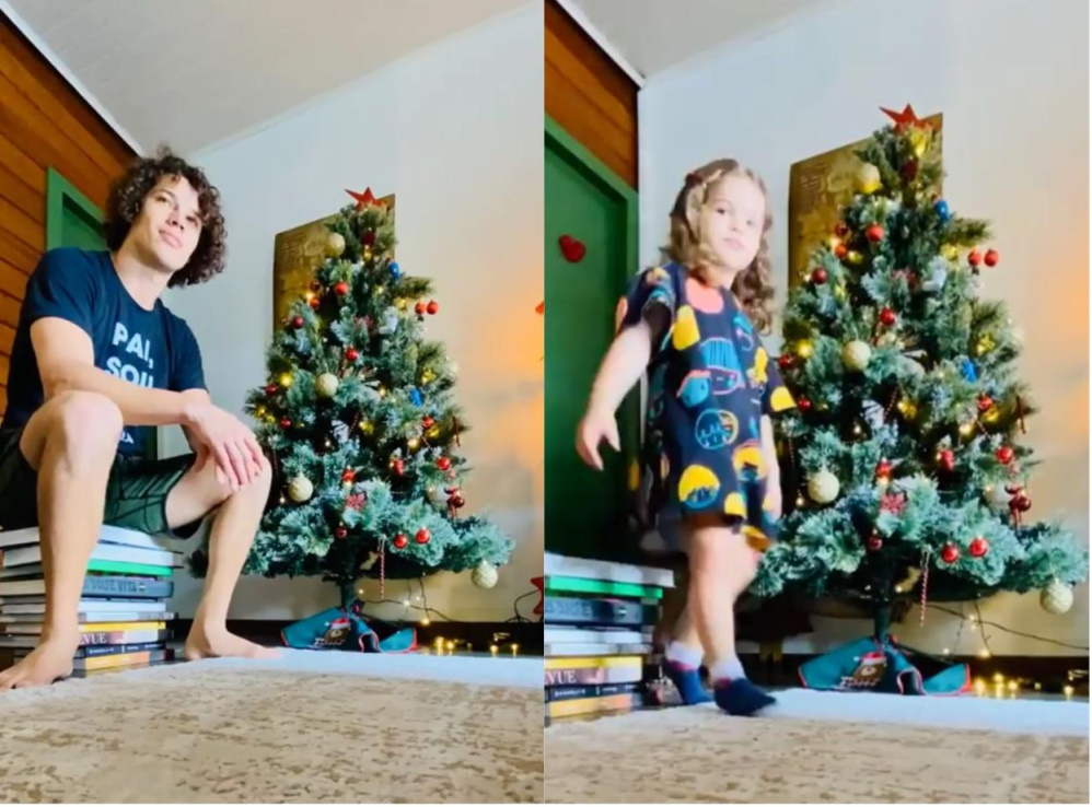 José Loreto fez a alegria da filha ao montar a árvore de Natal