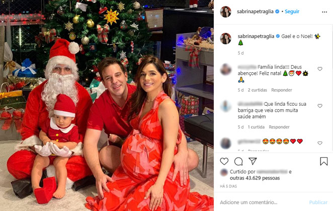 Sabrina Petraglia com a família no Natal