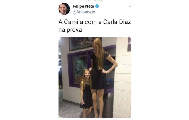 Pernas: Camilla e Carla Diaz