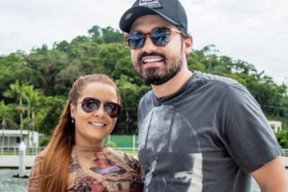 Maiara e Fernando Zor aproveitaram o romance pra viajar para Balneário Camboriú