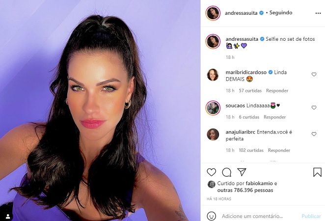 Andressa Suita arrasa em selfie e recebe elogios