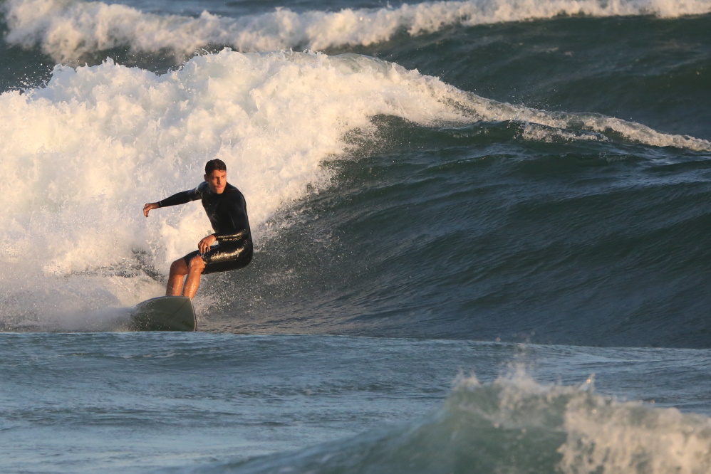 Cauã Reymond é amante do surfe