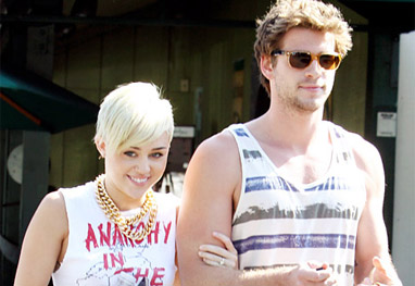 Fofoca do dia: Miley Cyrus e Liam Hemsworth estão noivos!