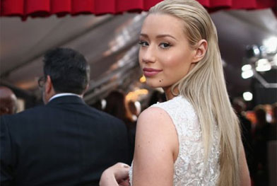 Iggy Azalea conhece a família do namorado - OFuxico