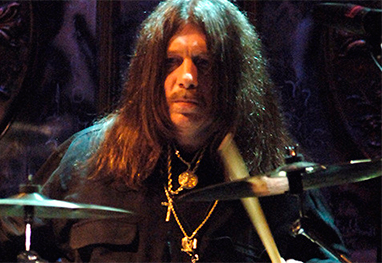 Baterista do Lyndyrd Skynyrd morre em acidente de carro - OFuxico