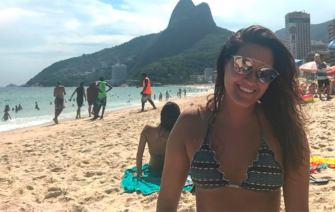 Filha De William Bonner E F Tima Bernardes Posa Na Praia E Faz Sucesso Na Web Ofuxico