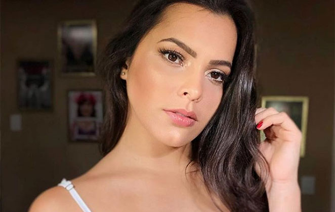 Emilly Ara Jo Posa Cheia De Charme E F Diz Mulher O Ofuxico