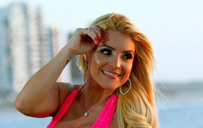 Loira Da Laje Fernanda Abr Ao Exibe Suas Curvas Em Ensaio Ofuxico