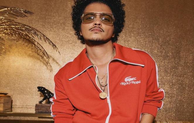 Bruno Mars: Conheça o guitarrista brasileiro do astro pop - Tangerina