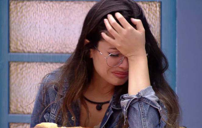 Bbb21 Após Formação De Paredão Juliette Chega No Limite E Cai No