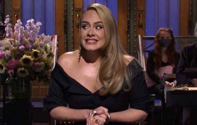 Adele em participação no programa SNL