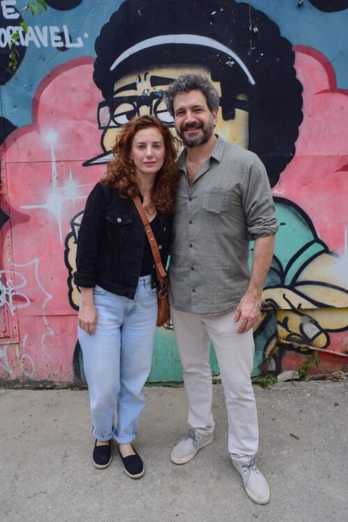 Paula Cesari e Caco Ciocler