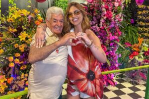 Virginia e fã idoso