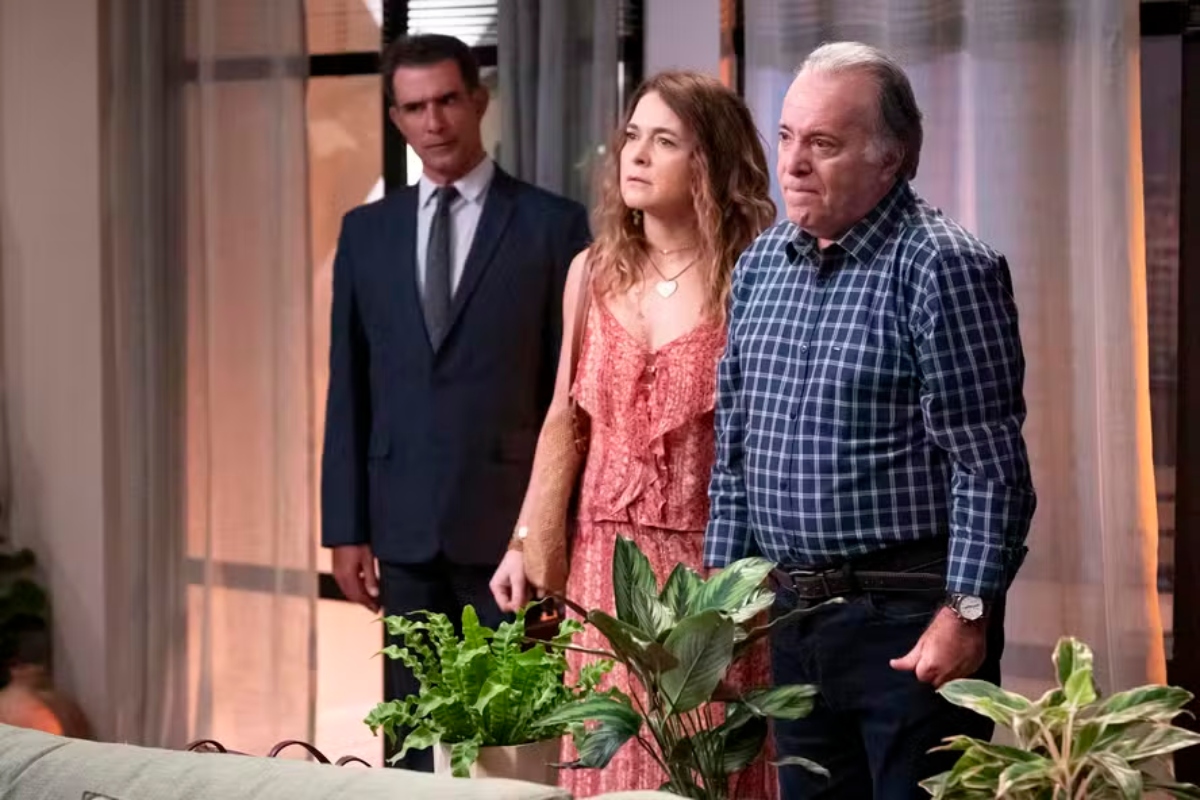 Ricardo (Marcos Pasquim), Filipa (Claudia Abreu) e Abel (Tony Ramos)