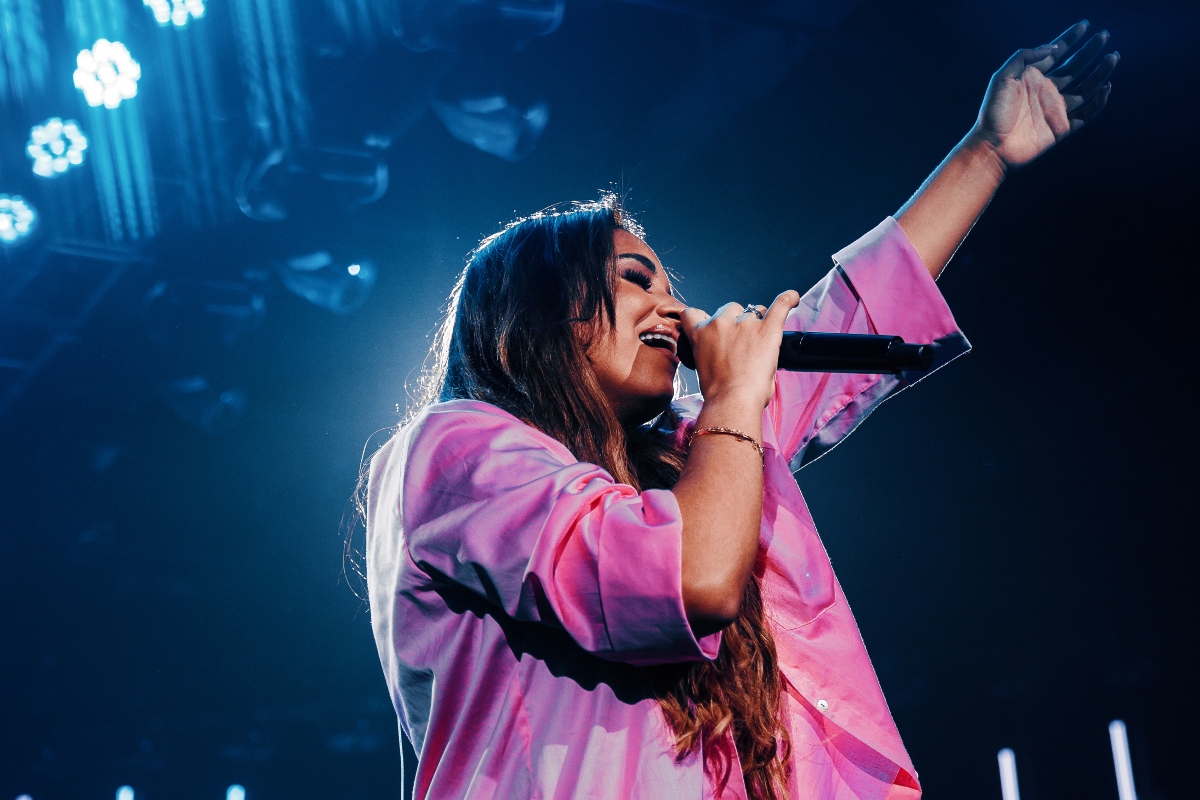 Cantora gospel Sarah Beatriz