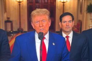 Donald Trump anuncia ofensiva contra o Irã