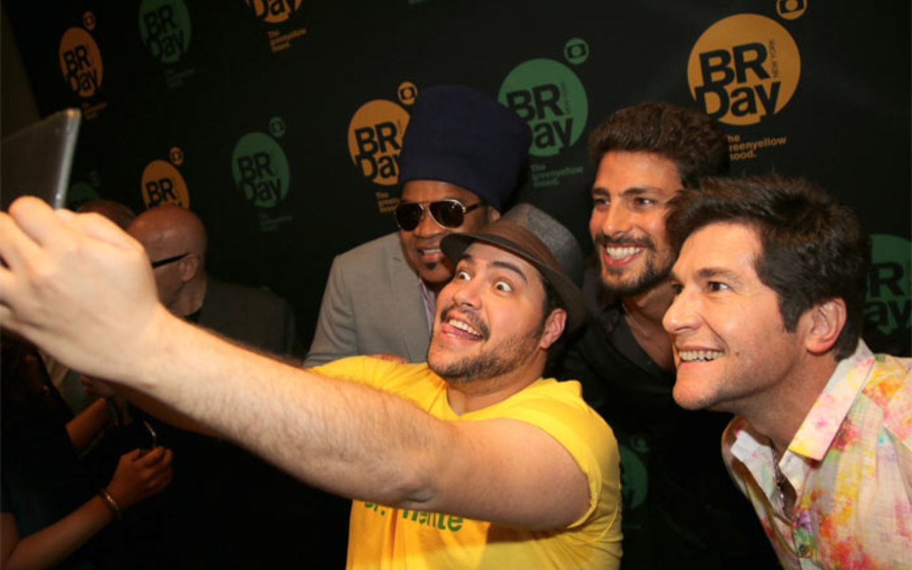 Cauã Reymond, Daniel, Carlinhos Brown e Tiago Abravanel fazem coletiva do Brazilian Day