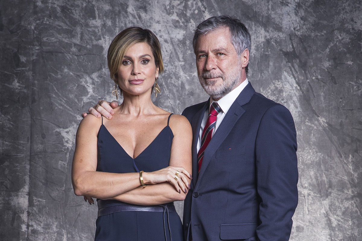 Flávia Alessandra e Leopoldo Pacheco em Salve-se Quem Puder