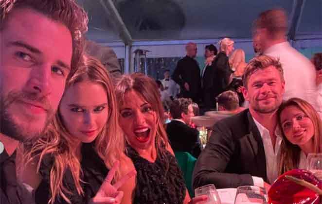 Liam Hemsworth confirma namoro com Gabriella Brooks com foto em jantar