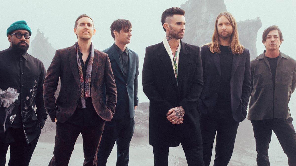 Foto da banda Maroon 5 no clipe da música Lost