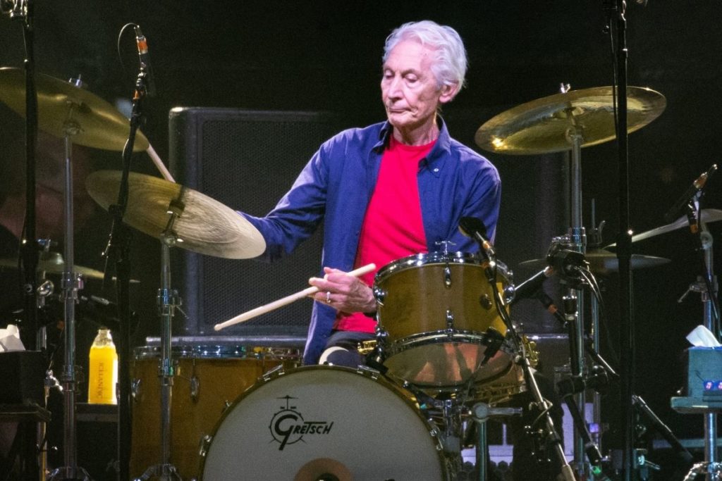 Rolling Stones: Morre o baterista Charlie Watts, aos 80 anos