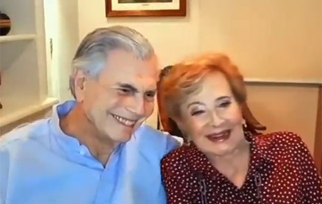 Tarcísio Meira e sua amada Glória Menezes, abraçados, sorridentes