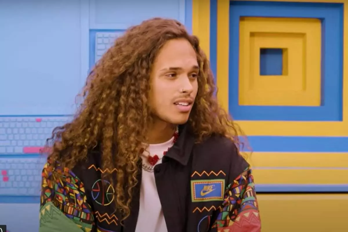 vitao-no-mtvixe-falando-de-ataques-na-web