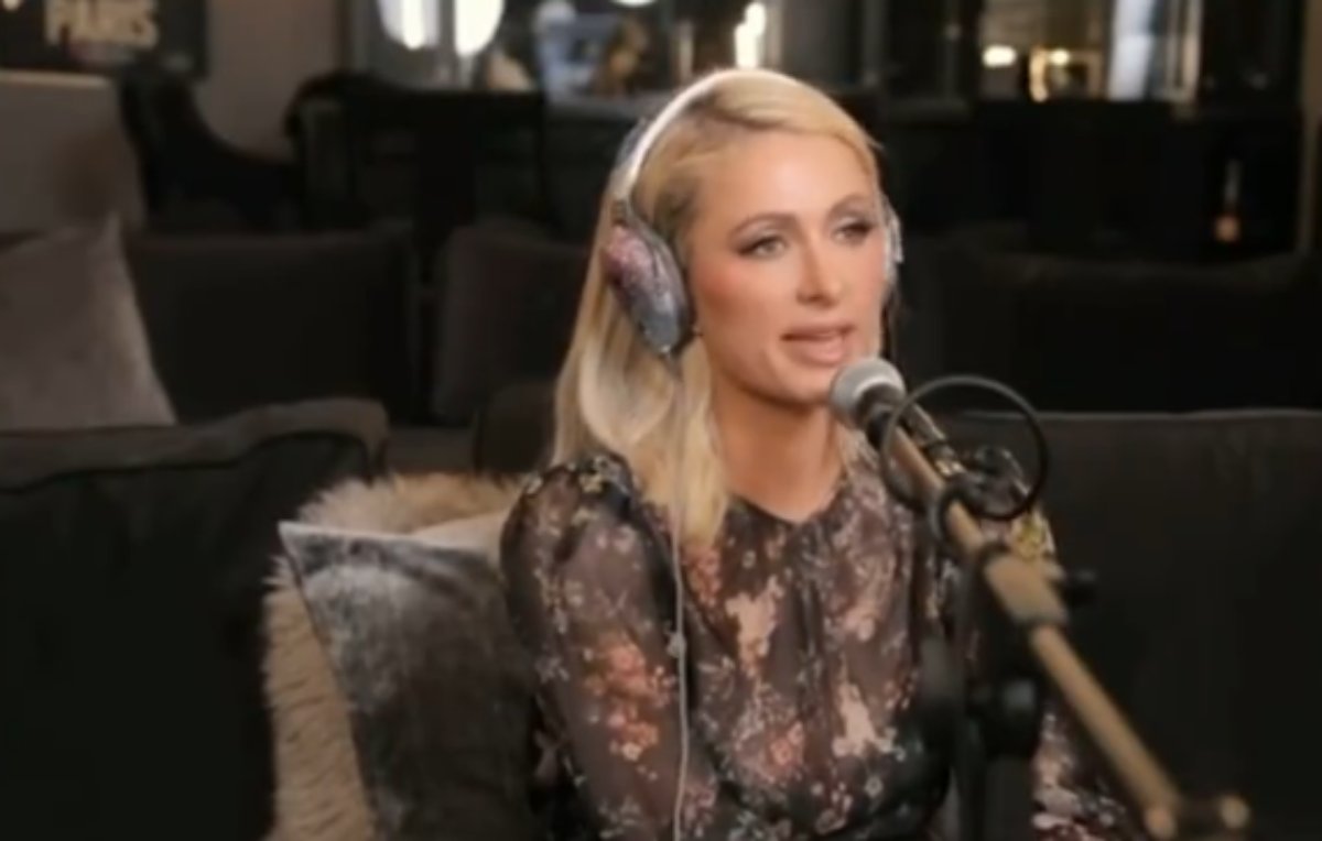 Paris Hilton, print de entrevista virtual