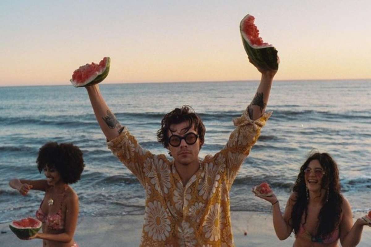 Harry Styles revela significado da música Watermelon Sugar
