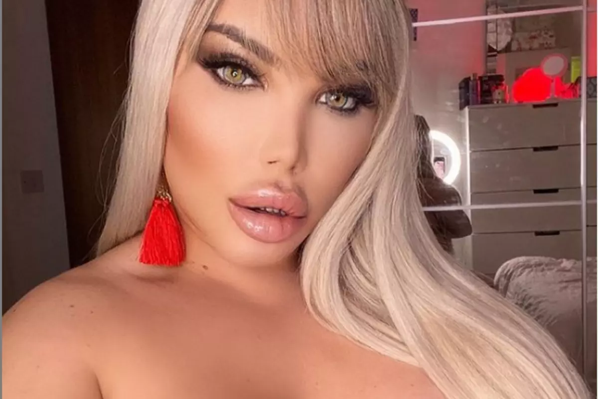 Jessica Alves revela que encheu o cofre de dinheiro no OnlyFans