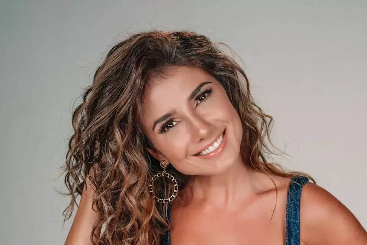 Paula Fernandes