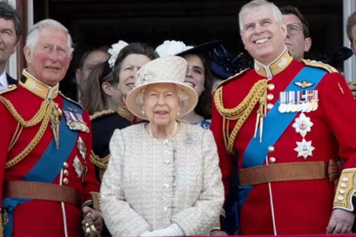 Rainha Elizabeth II relembra marido
