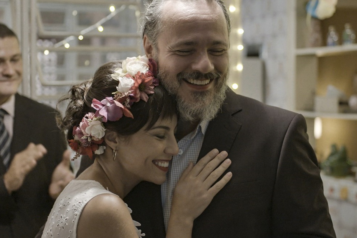 Lara Andreia Horta e Matheus Danton Mello se casando em Um Lugar ao Sol
