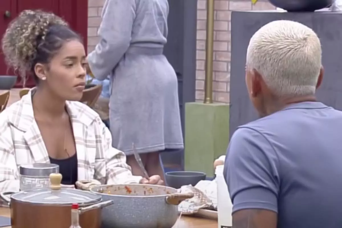 sthe matos e dynho alves jantando juntos em a fazenda 13