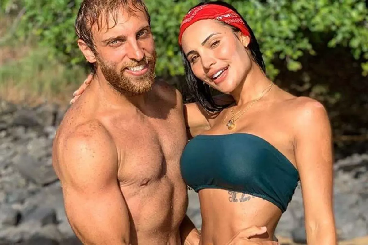 Aline Mineiro anuncia fim de namoro com Léo Lins: “Magoado”