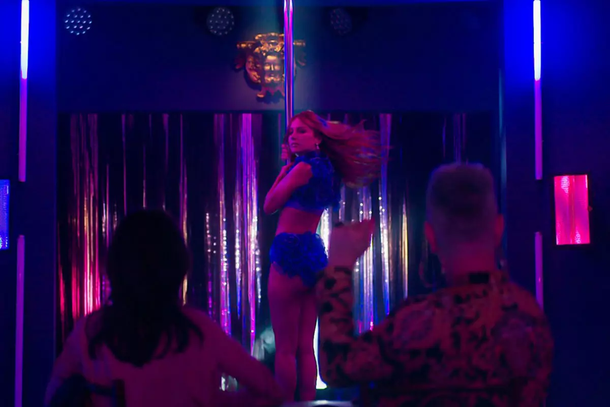 Betina (Carol Garcia) em Quanto Mais Vida, Melhor!