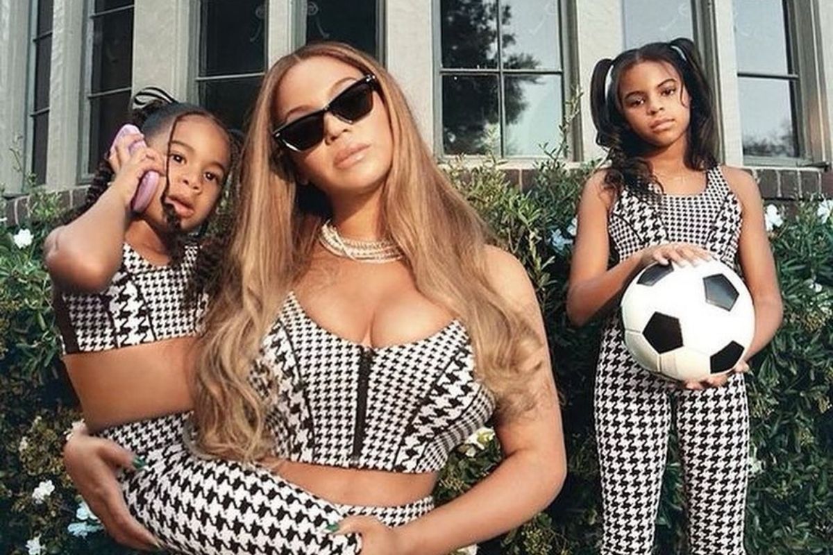 Beyoncé surge em ensaio inédito com as filhas Blue Ivy e Rumi Carter