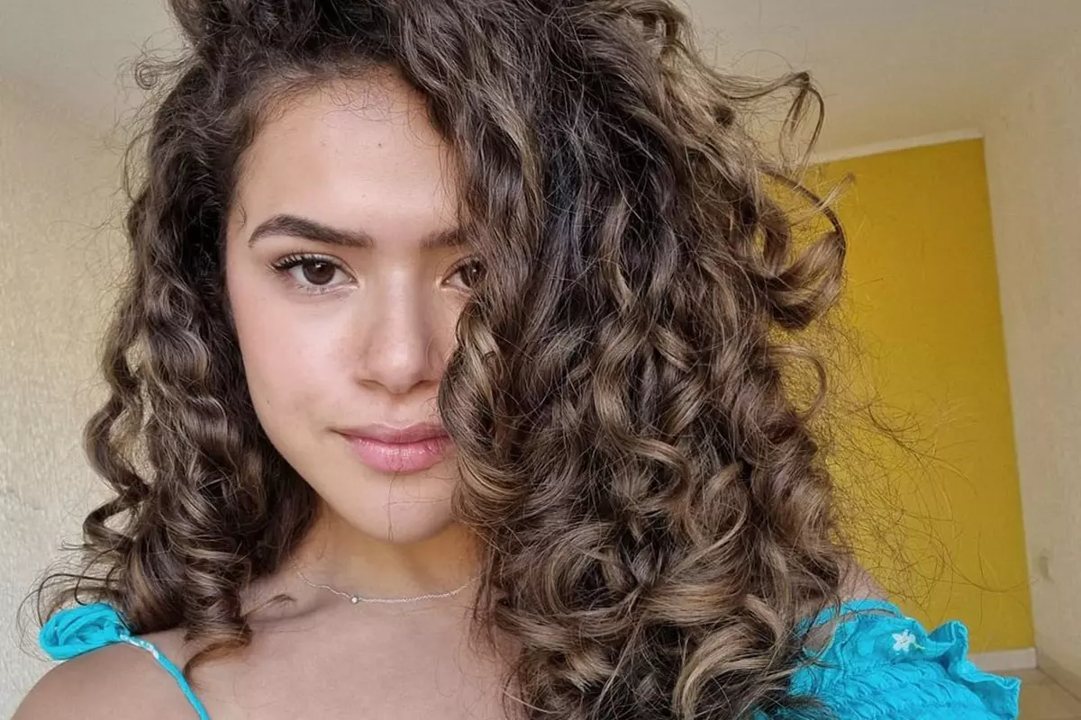 Retrato Maisa Silva
