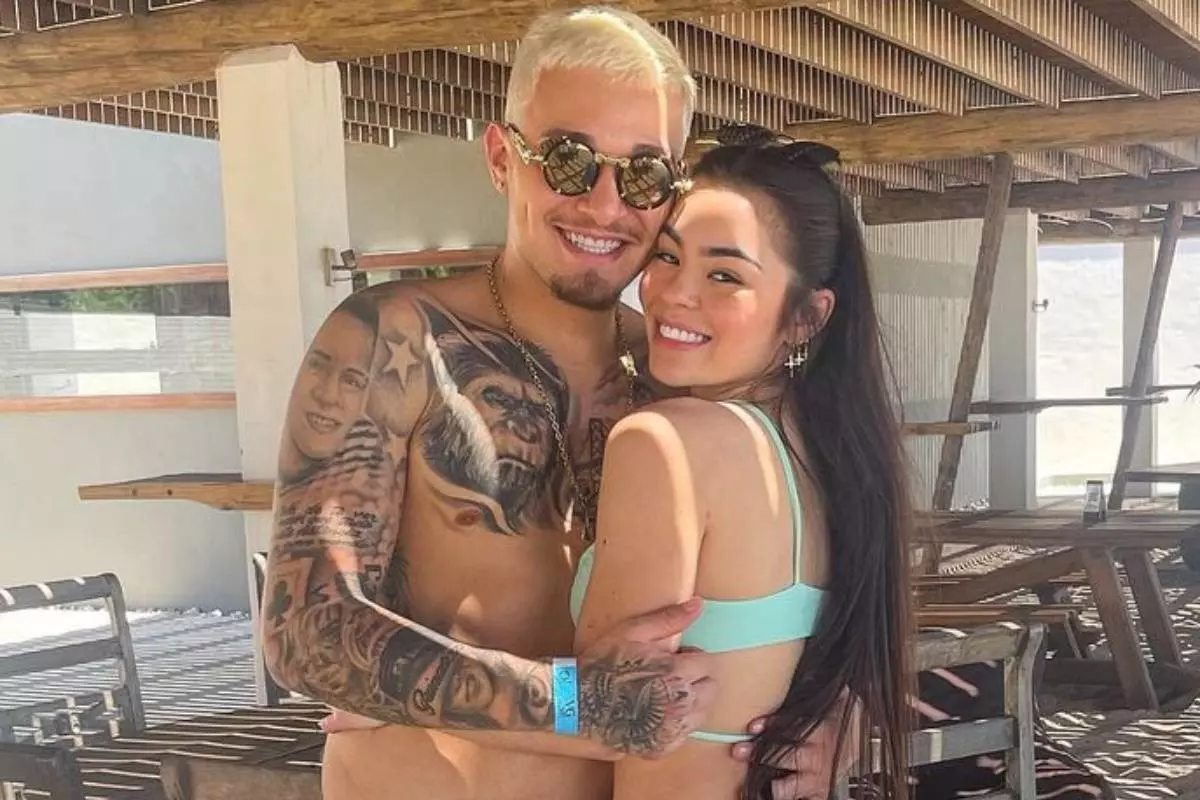 mc gui e noiva, beatriz michelle, abraçados sorridentes