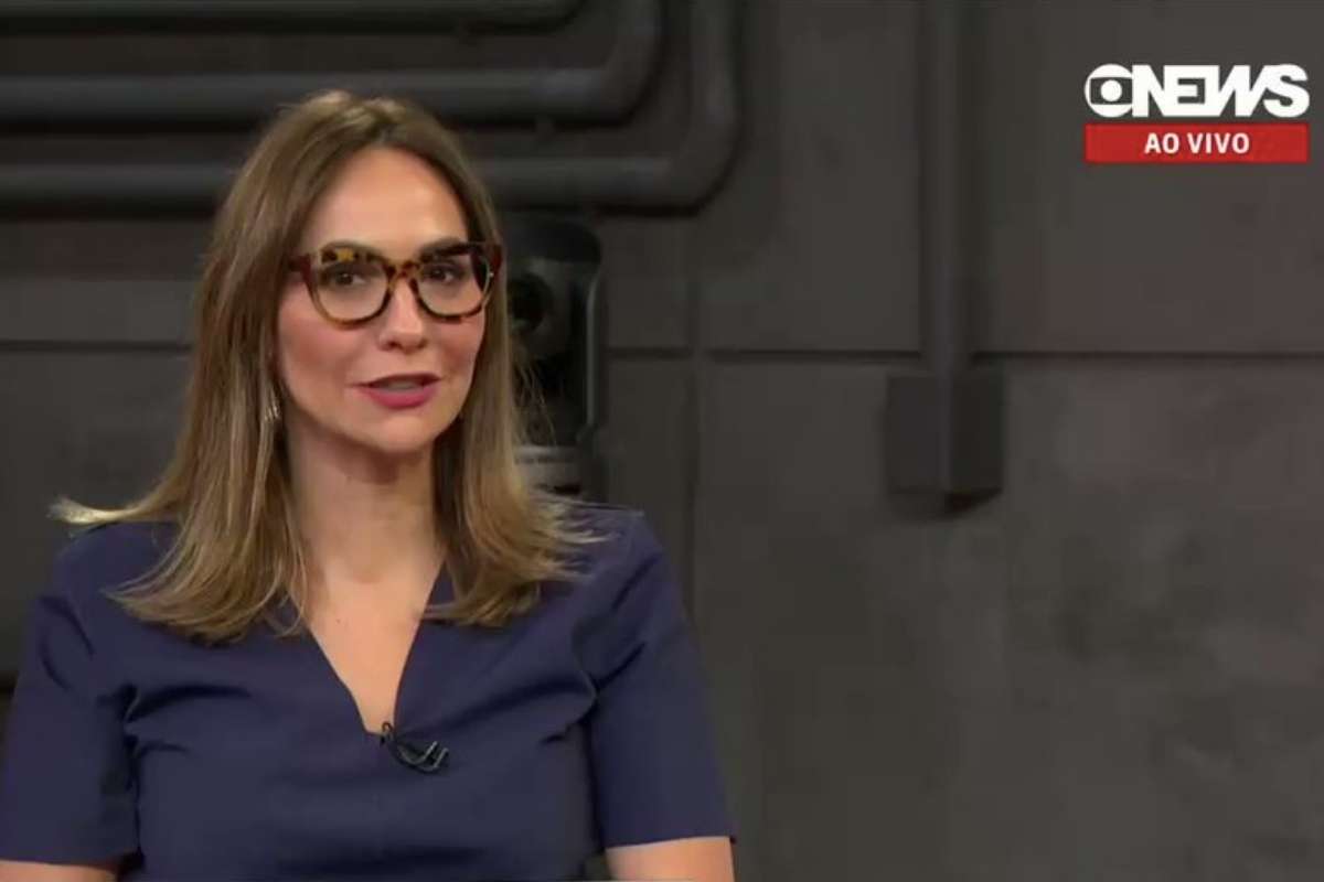 Maria Beltrão deixa estúdio para fazer xixi e causa saia justa ao vivo na GloboNews