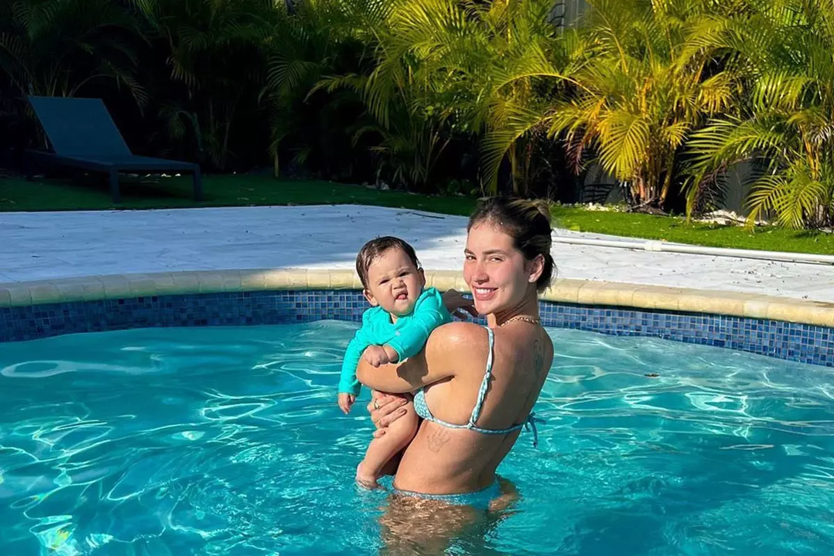 Virginia Fonseca com a filha Maria Alice