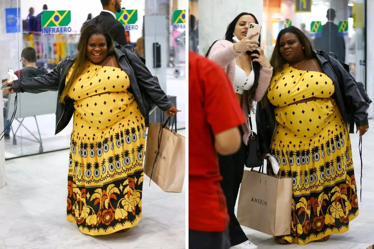 Jojo Todynho em aeroporto no Rio