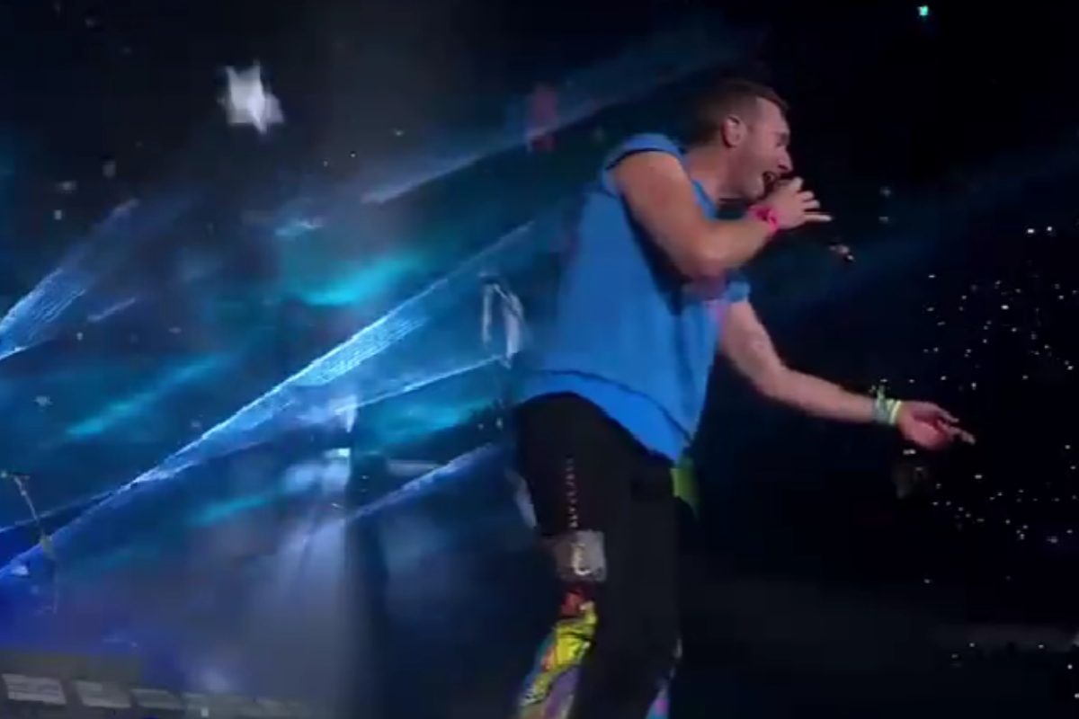 Chris Martin em show do Coldplay