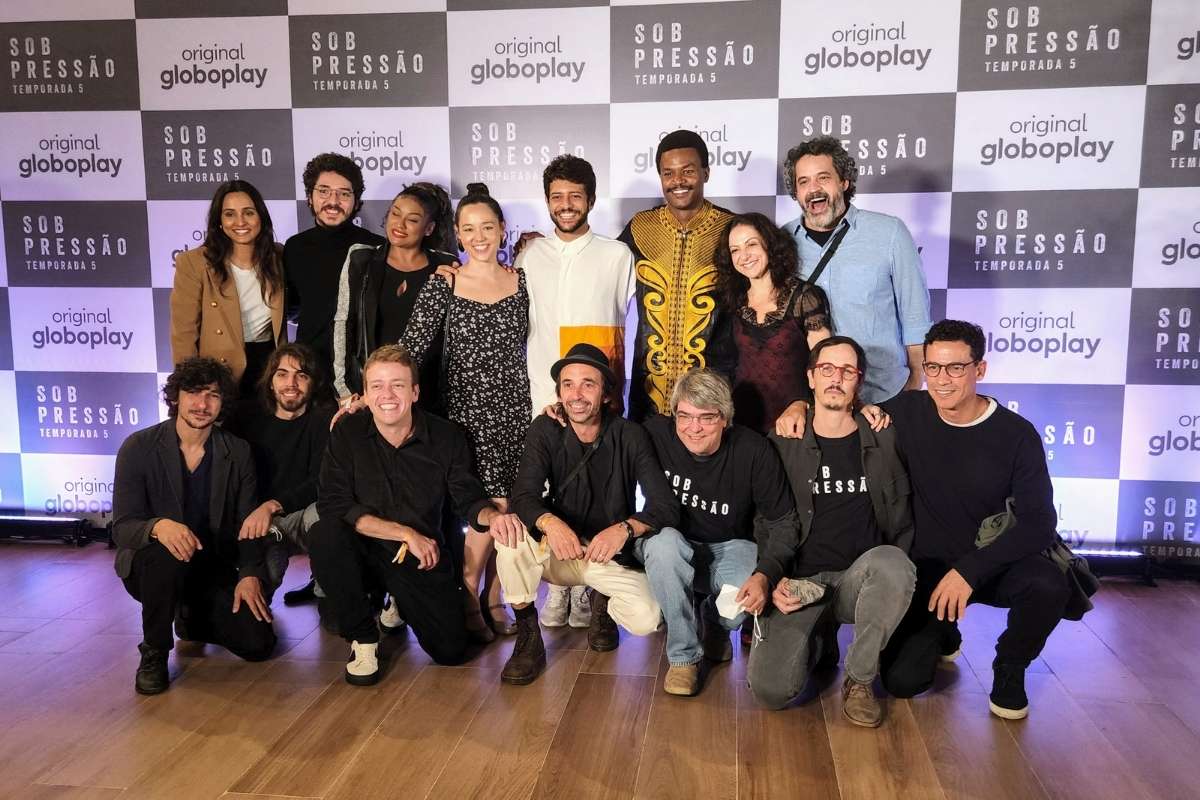 O elenco de “Sob Pressão” se reuniu no Kinoplex do shopping Fashion Mall, zona sul do Rio de Janeiro, para a estreia da quinta temporada da série da Globo.