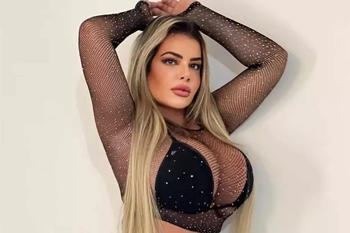 Denise Rocha vende imagens sensuais a R$ 3 mil em plataforma adulta -