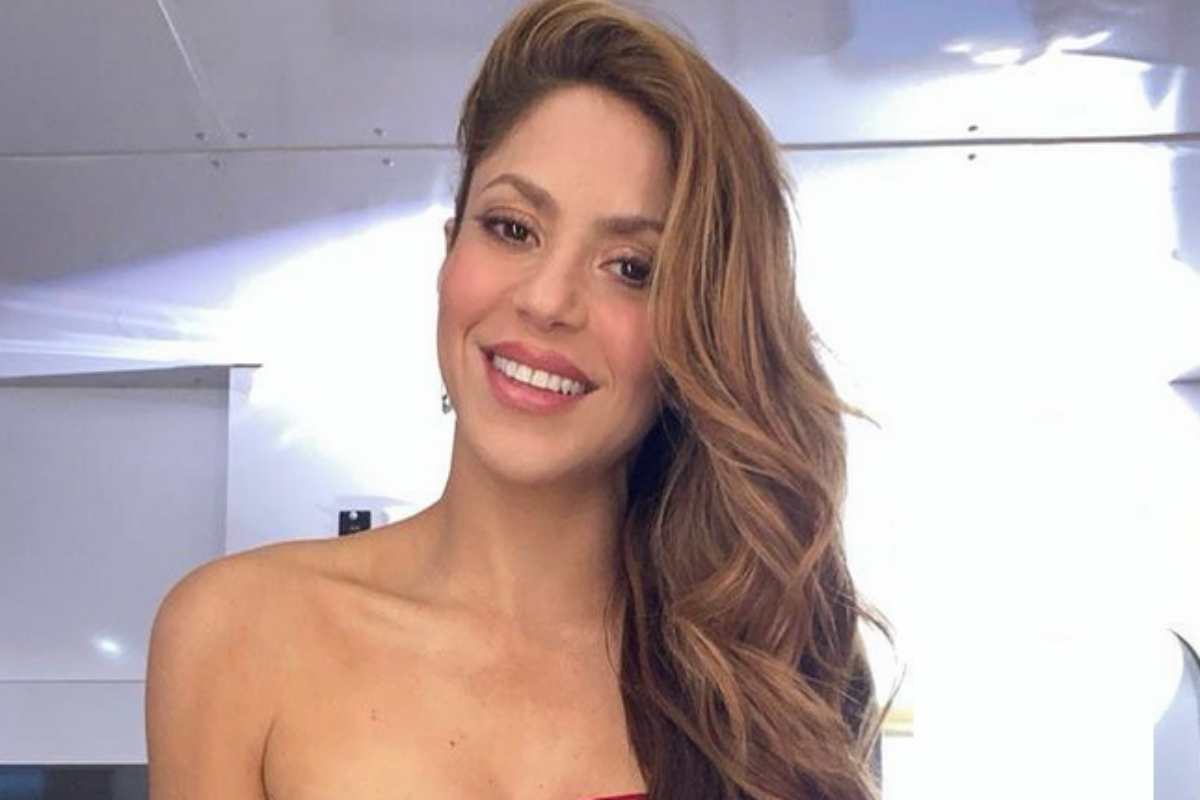 Shakira sorridente