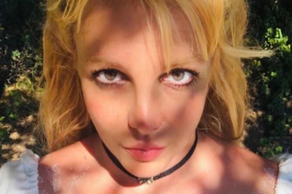 Britney Spears de olhos verdes