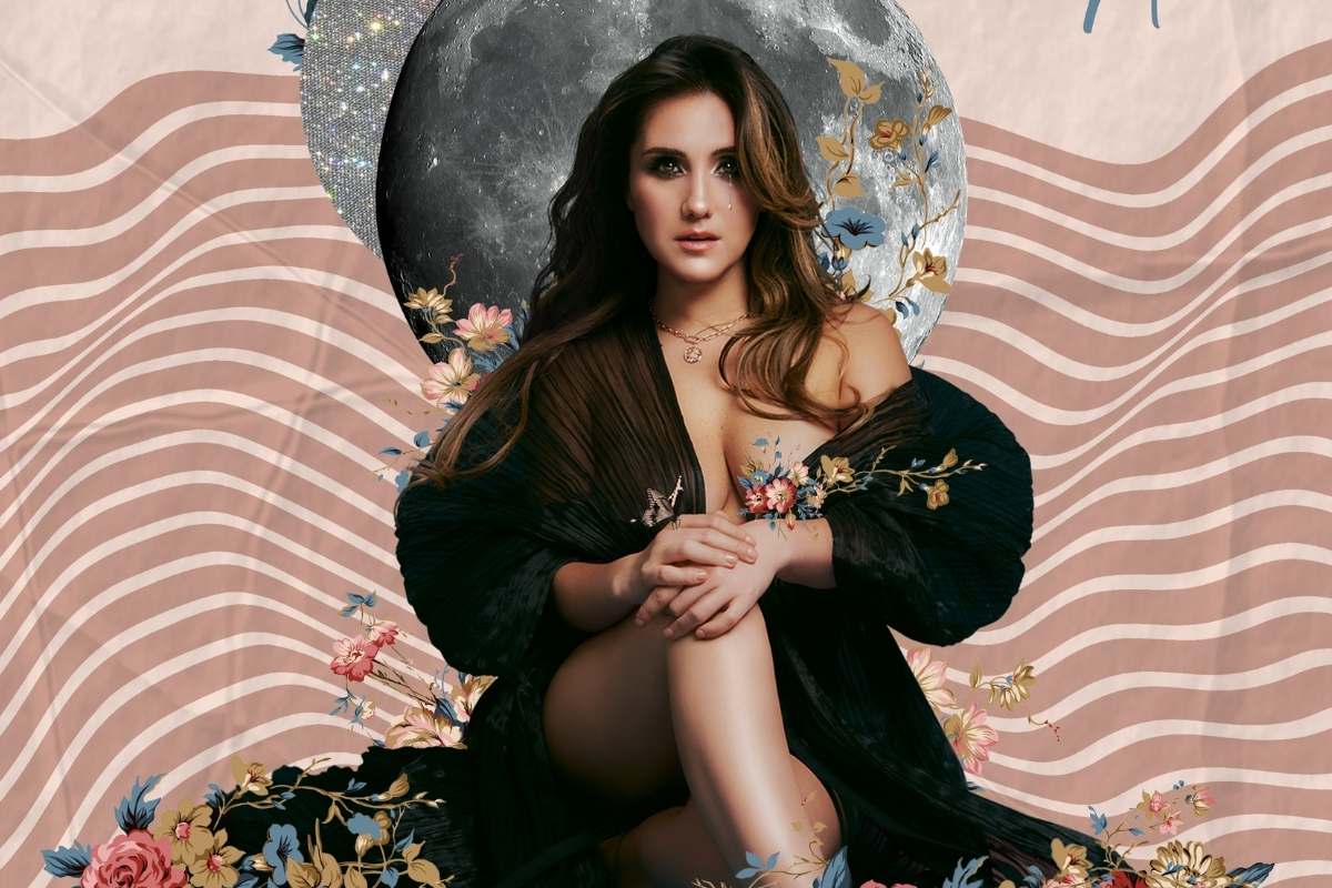 Dulce María em capa de novo single "La Que Un Dia Te Amó"