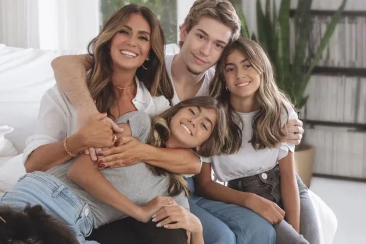 Giovanna Antonelli com os filhos