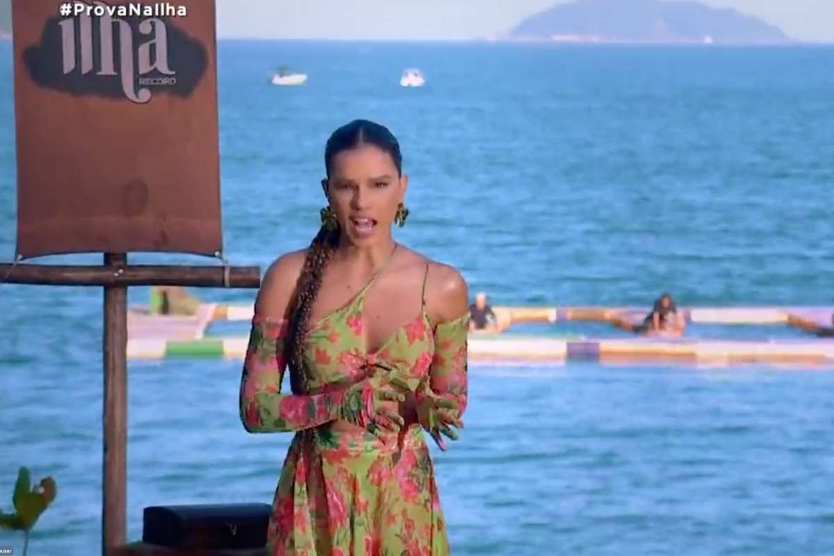 Mariana Rios anuncia finalistas da Ilha Record
